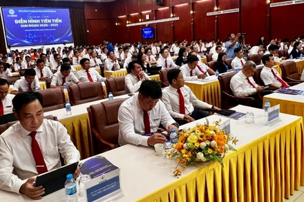 Các đại biểu dự hội nghị. (Ảnh: QUANG QUÝ)