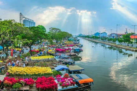 Mô hình chợ hoa trên bến dưới thuyền của Ủy ban nhân dân quận 8 đạt giải thưởng sáng tạo năm 2023.(Ảnh: UBND Quận 8)