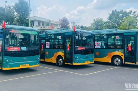 Futa Bus Lines miễn phí toàn bộ vé xe buýt dịp đại Lễ 30/4 và 1/5.