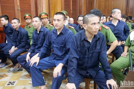 Các bị cáo tại tòa.