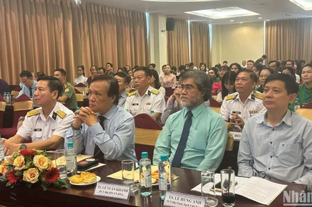 Các đại biểu dự Hội nghị.