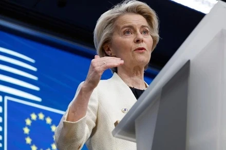 Chủ tịch EC Ursula von der Leyen