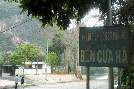 Những tấm biển di tích lưu dấu về một thời... chưa xa lắm.