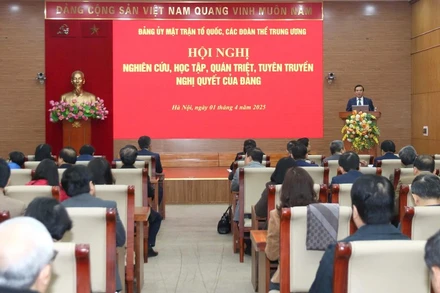Toàn cảnh hội nghị.