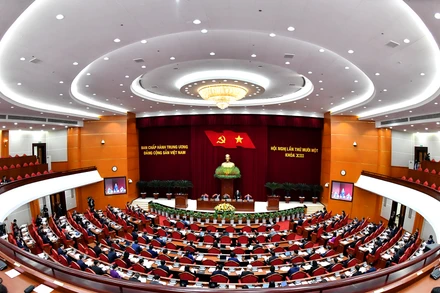 Thông cáo báo chí về ngày làm việc thứ hai Hội nghị Ban Chấp hành Trung ương Đảng lần thứ 11 khóa XIII