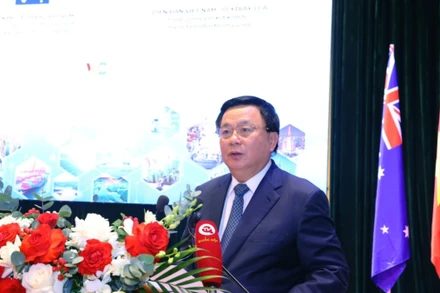 Đồng chí Nguyễn Xuân Thắng phát biểu tại Diễn đàn.