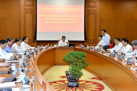 Quang cảnh Phiên họp Thường trực Ban Chỉ đạo Trung ương về phát triển khoa học, công nghệ, đổi mới sáng tạo và chuyển đổi số. (Ảnh: Đăng Khoa)