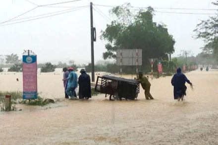 Bộ Nông nghiệp và Môi trường vừa ra công văn số 2533/BNNMT-ĐĐ gửi Ủy ban nhân dân các tỉnh, thành phố khu vực Bắc Bộ và Thanh Hóa về việc ứng phó với lũ trên sông.