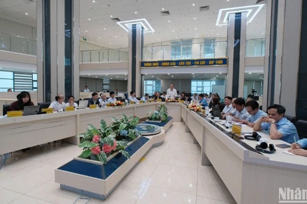 Tọa đàm “Giải pháp, công nghệ cảnh báo lũ quét, sạt lở đất tại cộng đồng”.