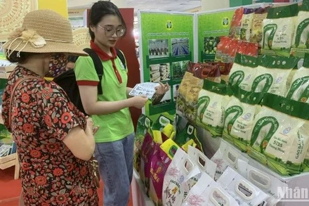 Việc truy xuất nguồn gốc hàng hóa ngày càng đóng vai trò quan trọng đối với doanh nghiệp và người tiêu dùng.