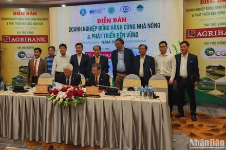 Ký kết Hợp tác giữa Tổng hội Nông nghiệp và Phát triển nông thôn Việt Nam với Hội đồng kinh doanh Mỹ-Việt.