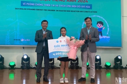 Thí sinh Đinh Gia Hân đến từ tỉnh Thái Bình, đạt giải Nhất Cuộc thi “Hùng biện tiếng Anh cho trẻ em về phòng, chống thiên tai và thích ứng biến đổi khí hậu 2024”.