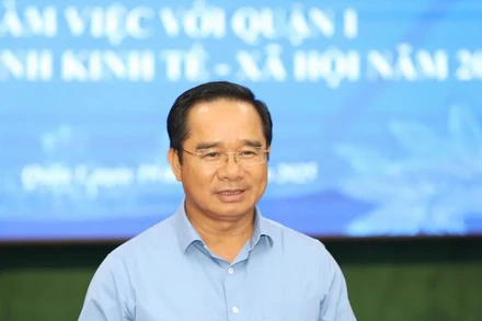 Chủ tịch Ủy ban nhân dân Thành phố Hồ Chí Minh Nguyễn Văn Được gợi ý một số nội dung tại buổi làm việc với quận 1.