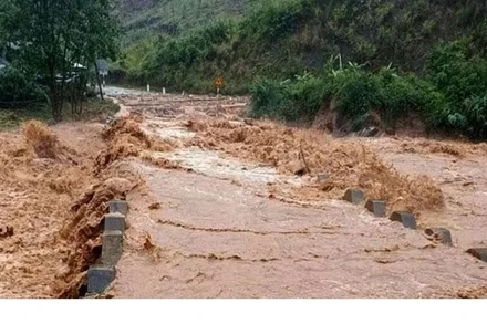 Bộ Nông nghiệp và Phát triển nông thôn ra công điện 5515/CĐ-BNN-ĐĐ Về việc tập trung biện pháp giảm thiểu thiệt hại về người và chủ động ứng phó mưa lũ, sạt lở đất trong thời gian tới.