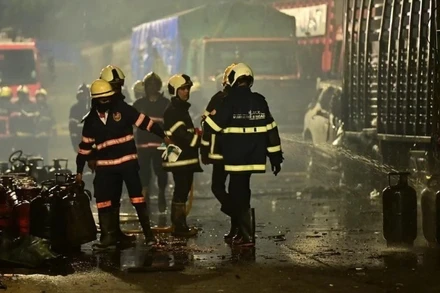 Ấn Độ: Cháy lớn do nổ bình gas tại khu ổ chuột lớn nhất châu Á