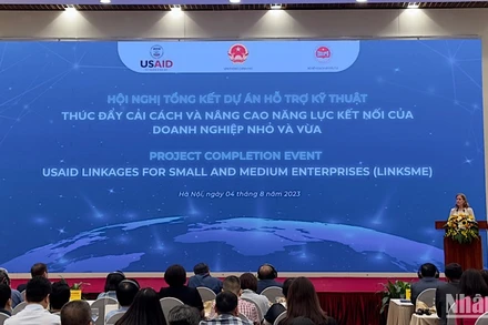 Quang cảnh Lễ tổng kết Dự án LinkSME.