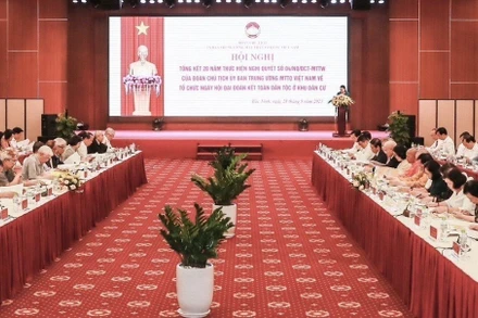 Toàn cảnh Hội nghị.