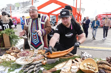 Lễ hội ẩm thực "Hương vị nước Nga" quy tụ những đầu bếp giỏi nhất với các dự án ẩm thực đặc biệt. 