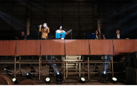 Lễ hội Thiết kế sáng tạo 2023 đã thu hút đông đảo công chúng nhờ những sáng tạo nghệ thuật độc đáo.