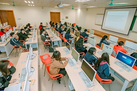 Trường đại học Kinh tế quốc dân đầu tư cơ sở vật chất hiện đại, góp phần nâng cao chất lượng đào tạo. (Ảnh PHƯƠNG LINH)