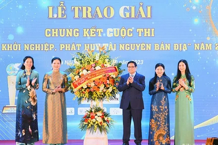 [Ảnh] Lễ trao giải cuộc thi Phụ nữ khởi nghiệp năm 2023