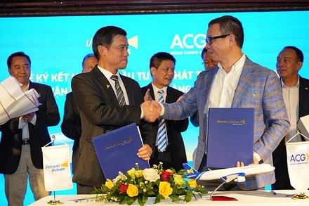 Việc ký hợp tác này còn góp phần nâng cao năng lực cạnh tranh về kết nối quốc tế cho hàng xuất khẩu, đặc biệt là các mặt hàng nông sản chủ lực.