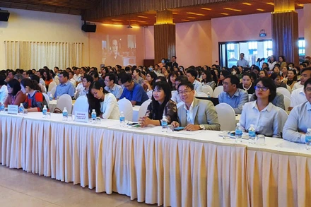 Quang cảnh Hội thảo Chuyển đổi số trong lĩnh vực giáo dục và đào tạo.