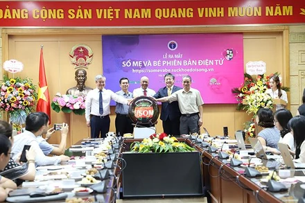 Chính thức ra mắt và triển khai trên toàn quốc Sổ mẹ và bé phiên bản điện tử.