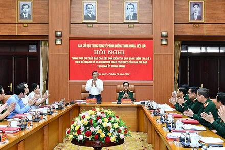 Các đại biểu tham dự hội nghị.