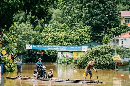 [Ảnh] Cao Bằng: Nước lũ cuồn cuộn trên sông Gâm, gây thiệt hại lớn