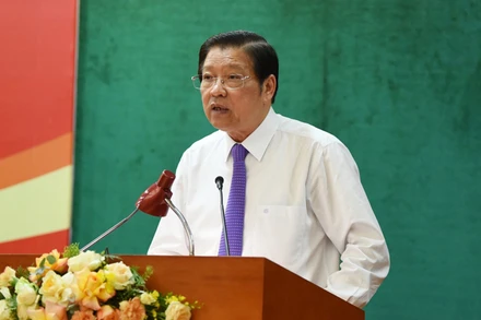 Đồng chí Phan Đình Trạc, Ủy viên Bộ Chính trị, Bí thư Trung ương Đảng, Trưởng Ban Nội chính Trung ương phát biểu tại Hội nghị.