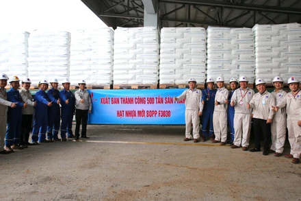 BSR xuất bán 500 tấn sản phẩm hạt nhựa mới BOPP F3030 đầu tiên (Ảnh: BSR cung cấp)