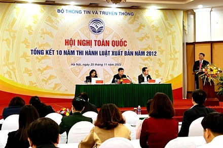 Toàn cảnh hội nghị.