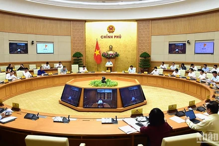 [Ảnh] Thủ tướng chủ trì phiên họp Chính phủ thường kỳ tháng 7
