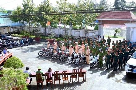 Công an huyện Thới Bình (Cà Mau) tổ chức ra quân trấn áp tội phạm dịp Tết 2023 vào sáng 15/11.