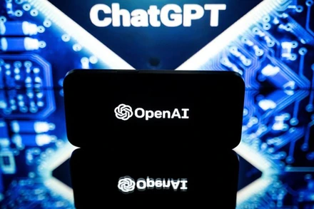 Theo chuyên gia, các mô hình ngôn ngữ lớn như ChatGPT là một trong trong những công nghệ tiêu tốn nhiều năng lượng nhất. (Ảnh: AFP/TTXVN)