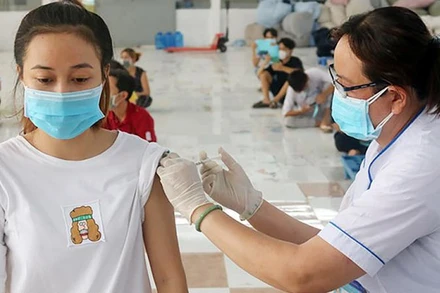 Thành phố tăng tốc độ tiêm chủng, hoàn thành tiêm chủng cho trẻ em từ 5 tuổi đến dưới 12 tuổi.