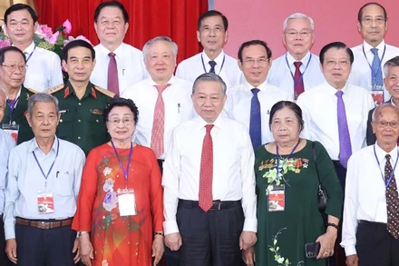 Tổng Bí thư Tô Lâm và các đại biểu. (Ảnh: TTXVN)