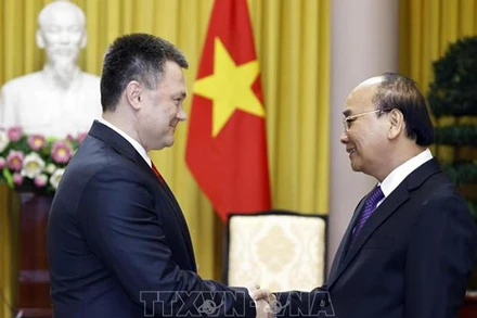 Chủ tịch nước Nguyễn Xuân Phúc tiếp Viện trưởng Tổng Viện Kiểm sát Liên bang Nga Igor Krasnov. (Ảnh: Thống Nhất/TTXVN)