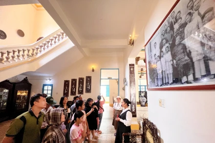 Bước sâu hơn vào nhà “công tử Bạc Liêu”