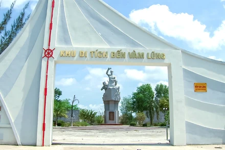 Khu di tích lịch sử Bến Vàm Lũng tại xã Tân Ân, huyện Ngọc Hiển, tỉnh Cà Mau