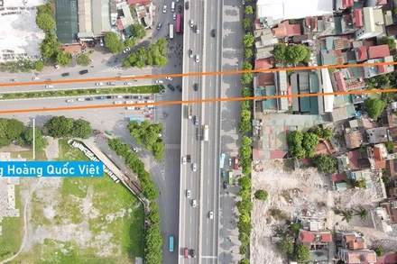 Dự án xây dựng hầm chui đường Hoàng Quốc Việt kéo dài với đường Phạm Văn Đồng và kết nối với phố Trần Vỹ có tổng chiều dài khoảng 600m. (Ảnh: MINH KIỆT)