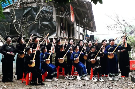 Hát then của người Tày ở Cao Bằng là sản phẩm du lịch văn hóa đặc trưng tại địa phương.