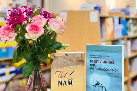 Hai cuốn sách “Thư vào Nam” và “Những biên bản cuối cùng tại Nhà Trắng: Phút sụp đổ của Việt Nam Cộng hòa”.