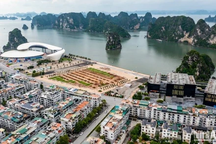 Những thành tựu của Hạ Long hôm nay có sự đóng góp không nhỏ của cộng đồng doanh nghiệp đang hoạt động trên địa bàn thành phố. (Ảnh: THÀNH ĐẠT)