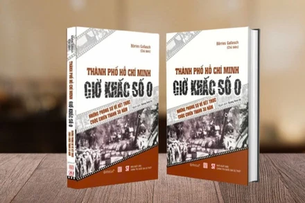 Cuốn sách “Thành phố Hồ Chí Minh - Giờ khắc số 0 - Những phóng sự về kết thúc cuộc chiến tranh 30 năm”.