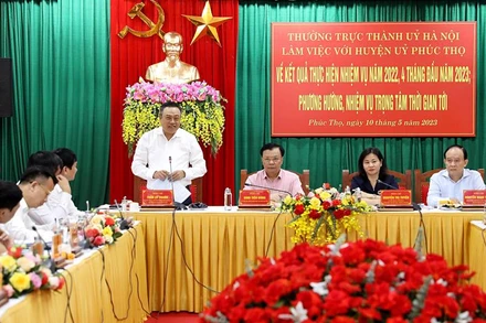  Thường trực Thành ủy Hà Nội làm việc với Huyện ủy Phúc Thọ, sáng 10/5.