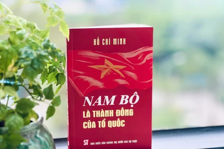 Cuốn sách "Nam Bộ là thành đồng của Tổ quốc". 