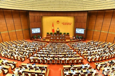 Quang cảnh phiên chất vấn và trả lời chất vấn ngày 6/6. (Ảnh: ĐĂNG KHOA)