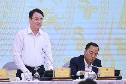 Thứ trưởng Kế hoạch và Đầu tư Trần Quốc Phương phát biểu tại họp báo Chính phủ thường kỳ chiều 9/11. 